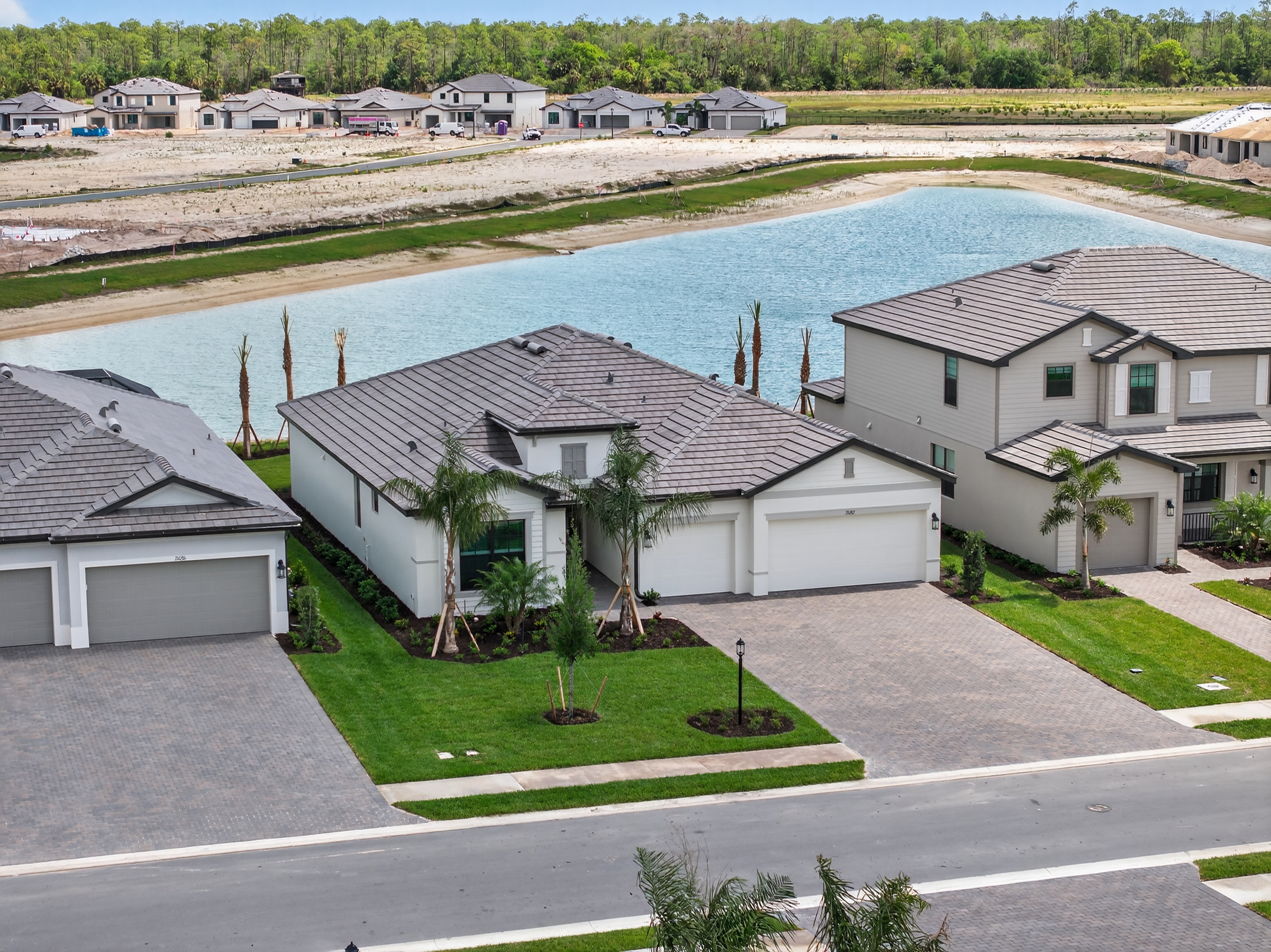 21082 Verawood Lp, Estero photo 1